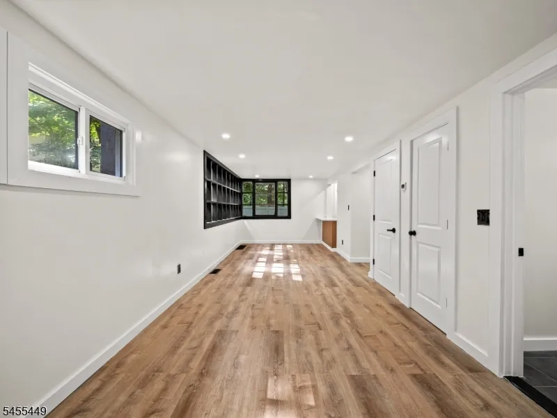 787 Tabor Rd Parsippany-Troy Hills, NJ 07950
