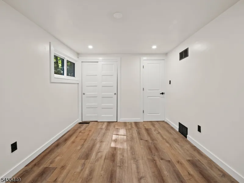 787 Tabor Rd Parsippany-Troy Hills, NJ 07950