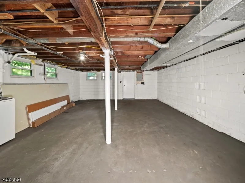 787 Tabor Rd Parsippany-Troy Hills, NJ 07950