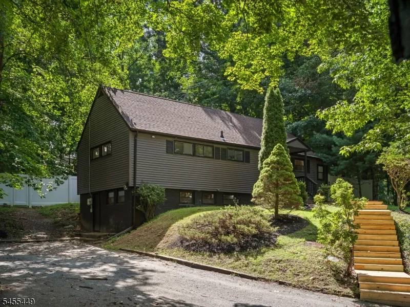 787 Tabor Rd Parsippany-Troy Hills, NJ 07950