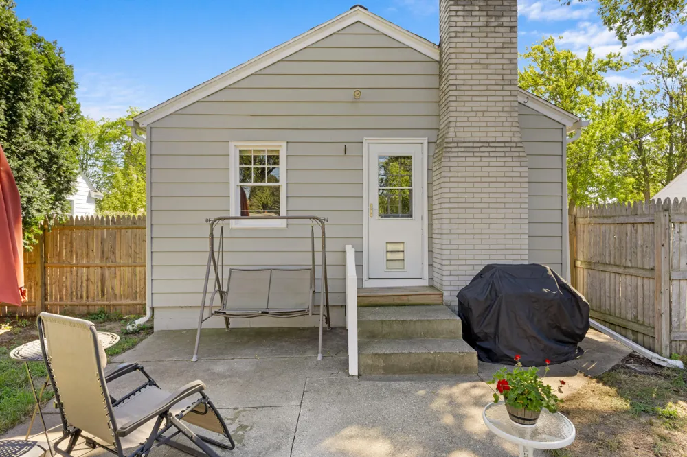 1315 Grant Avenue Grand Haven, MI 49417
