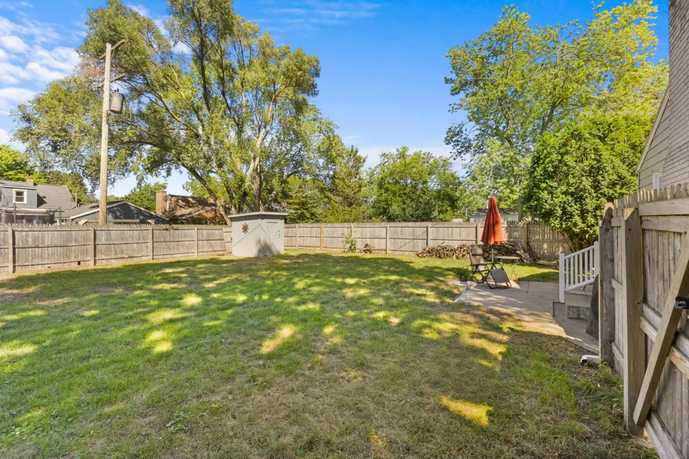 1315 Grant Avenue Grand Haven, MI 49417