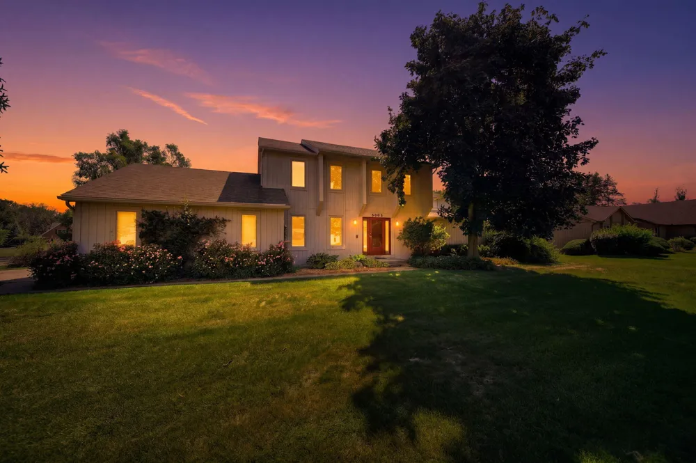 5685 E Silo Ridge Drive Ann Arbor, MI 48108