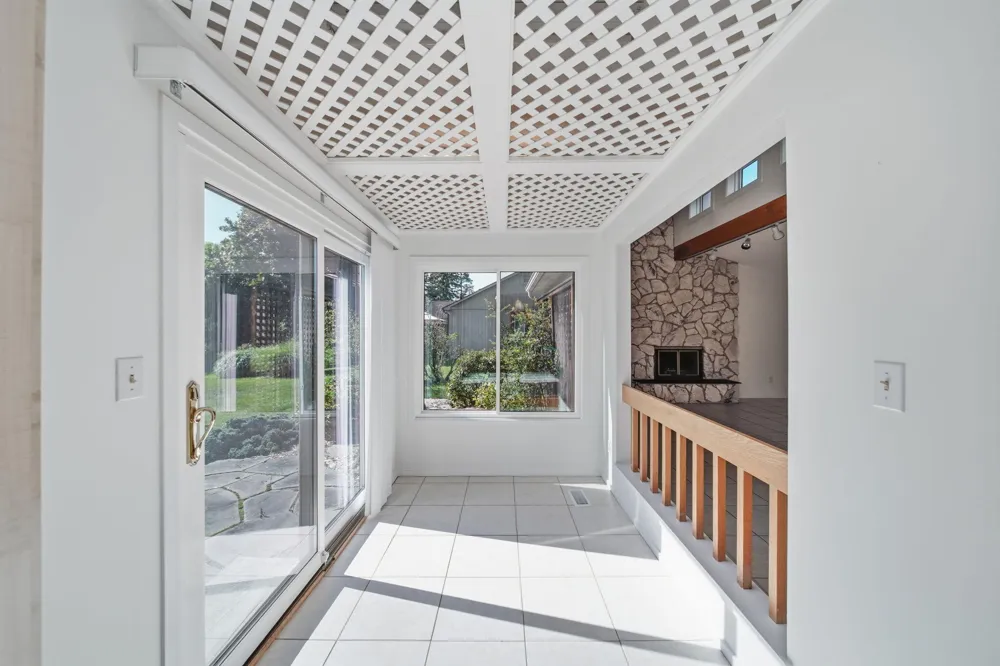 5685 E Silo Ridge Drive Ann Arbor, MI 48108