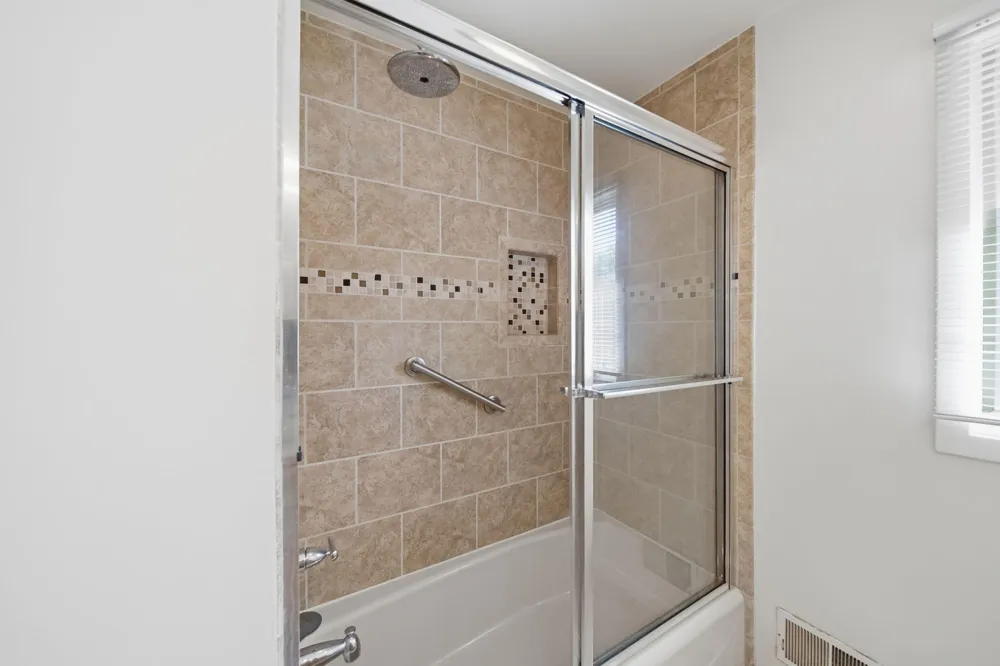 5685 E Silo Ridge Drive Ann Arbor, MI 48108