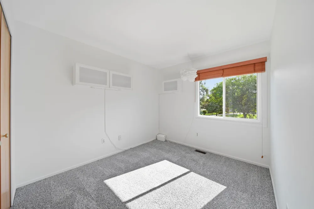 5685 E Silo Ridge Drive Ann Arbor, MI 48108