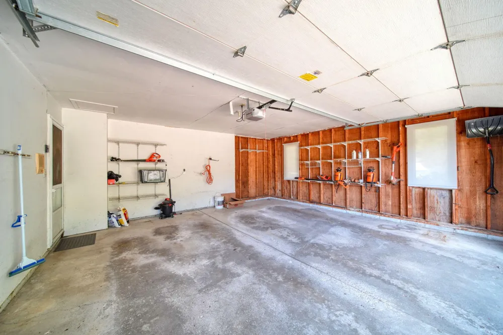5685 E Silo Ridge Drive Ann Arbor, MI 48108