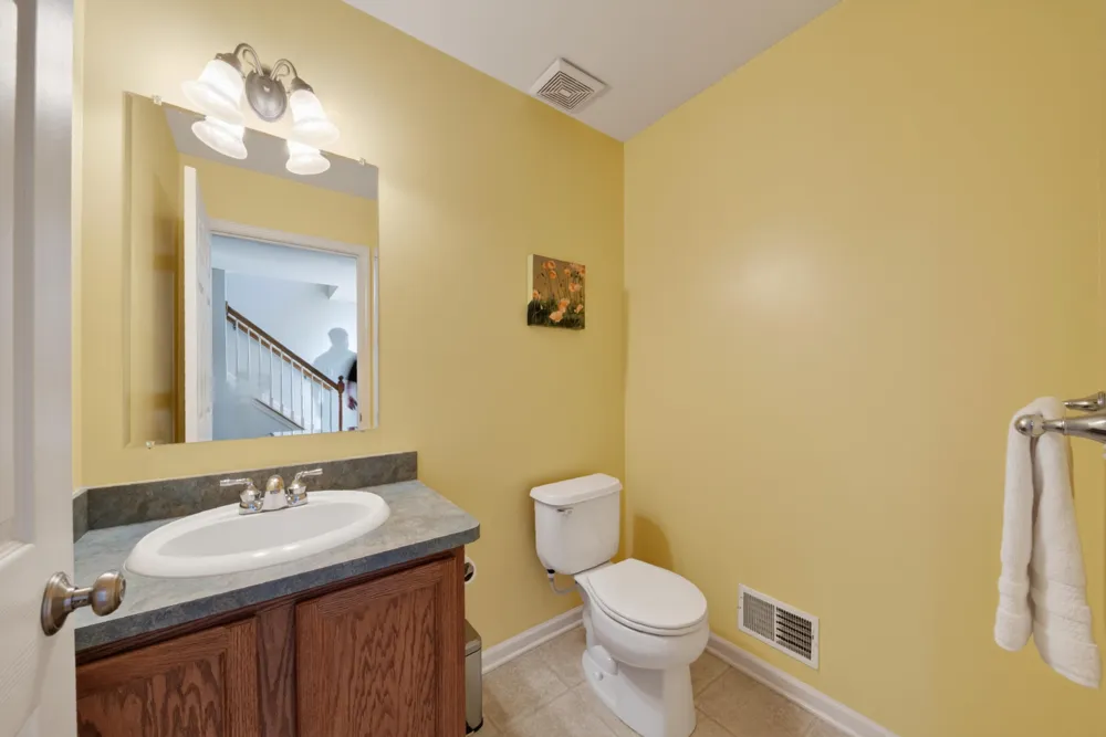 2612 Bluewater Street Ypsilanti, MI 48198