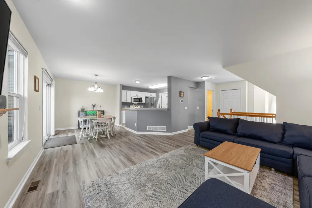 2612 Bluewater Street Ypsilanti, MI 48198