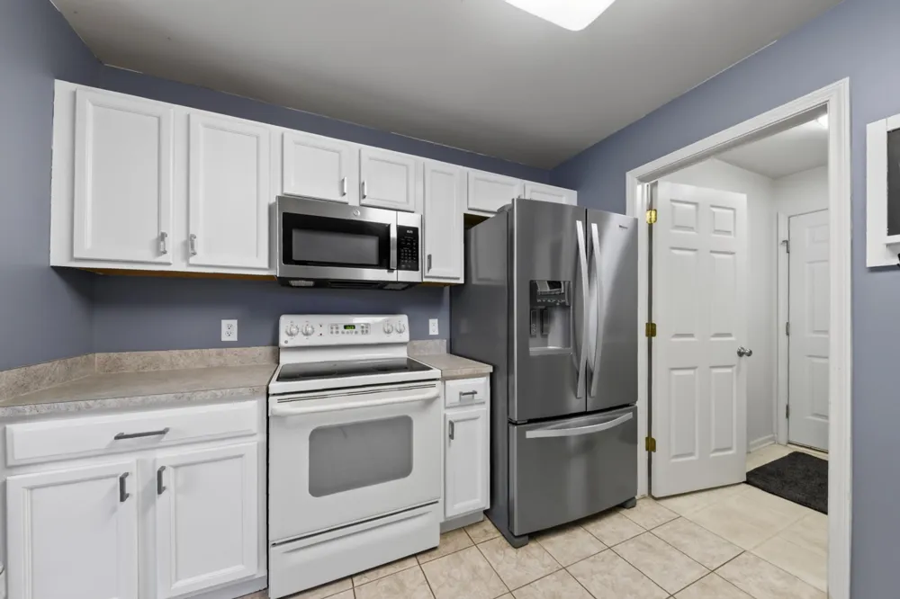 2612 Bluewater Street Ypsilanti, MI 48198