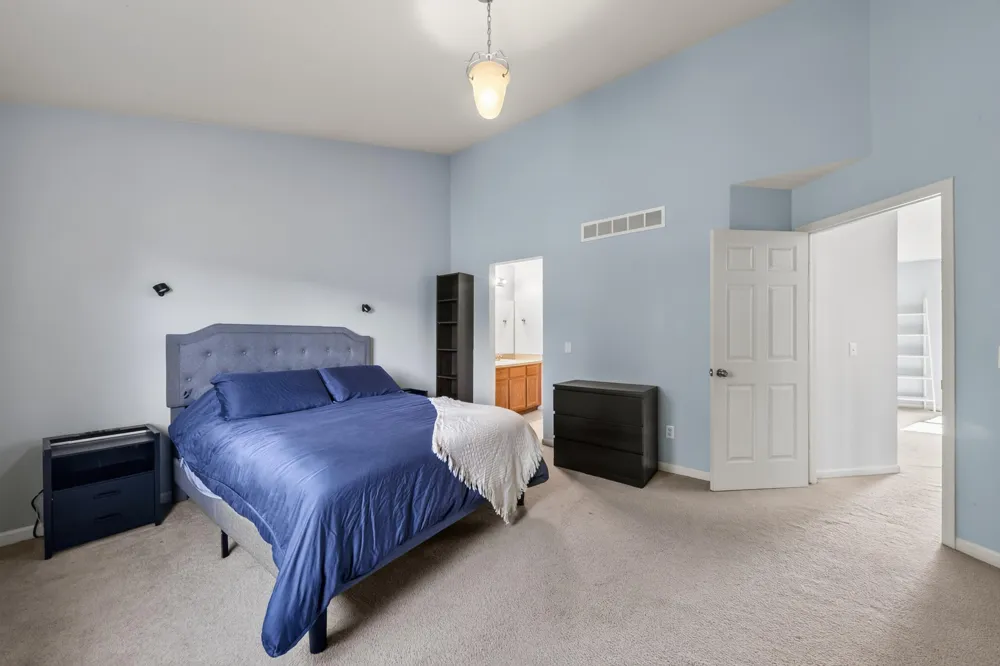 2612 Bluewater Street Ypsilanti, MI 48198