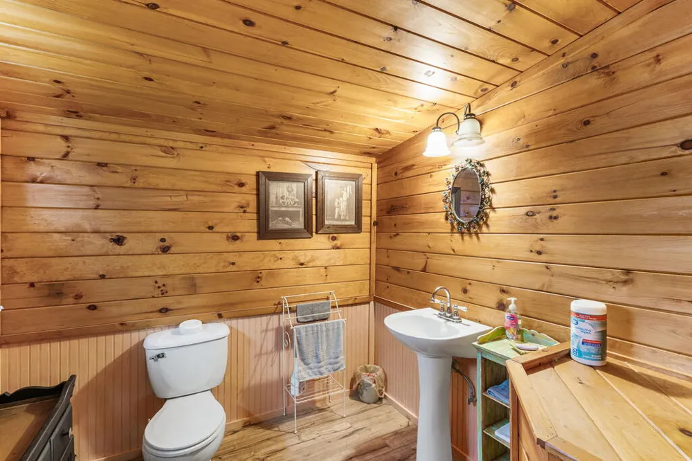 162 Hiawassee River Road Brasstown, NC 28902