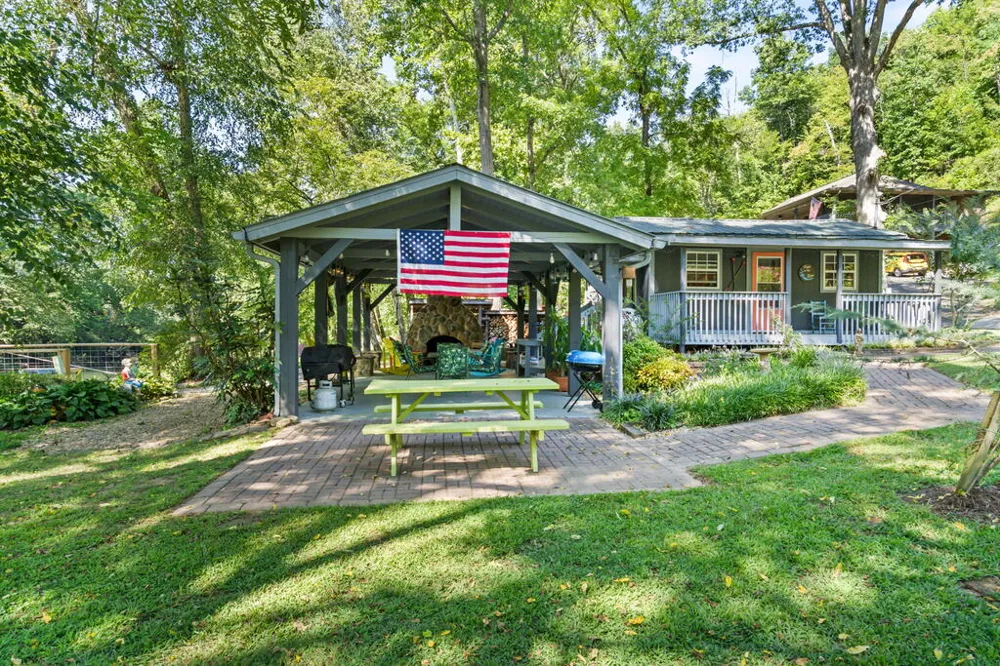 162 Hiawassee River Road Brasstown, NC 28902