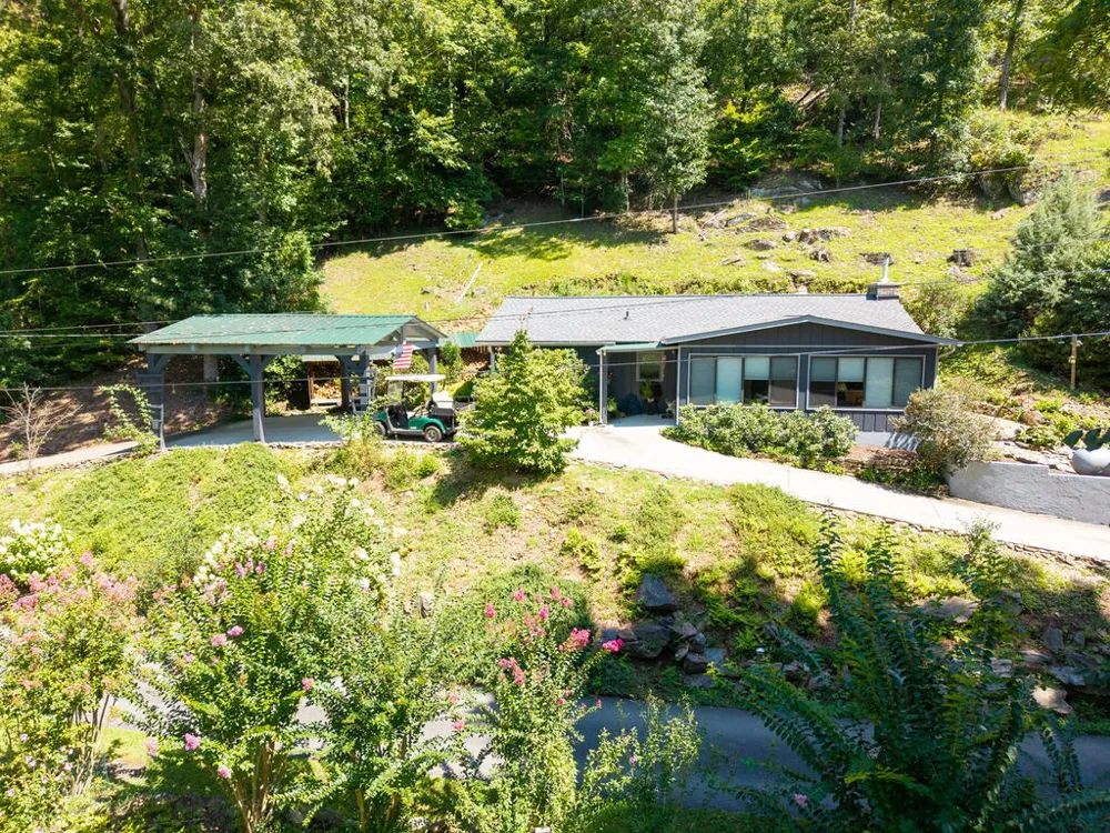 162 Hiawassee River Road Brasstown, NC 28902