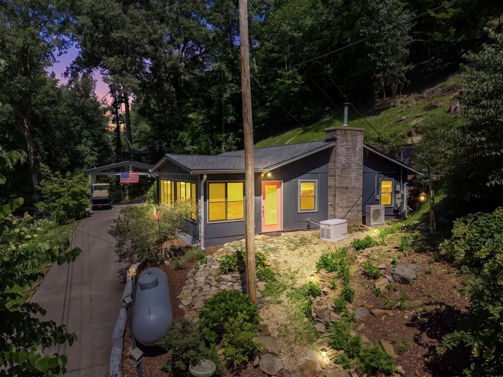 162 Hiawassee River Road Brasstown, NC 28902