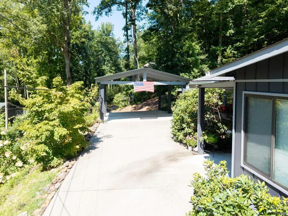 162 Hiawassee River Road Brasstown, NC 28902