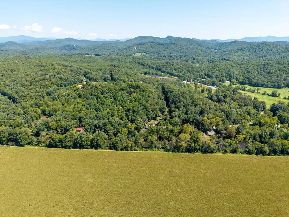 162 Hiawassee River Road Brasstown, NC 28902