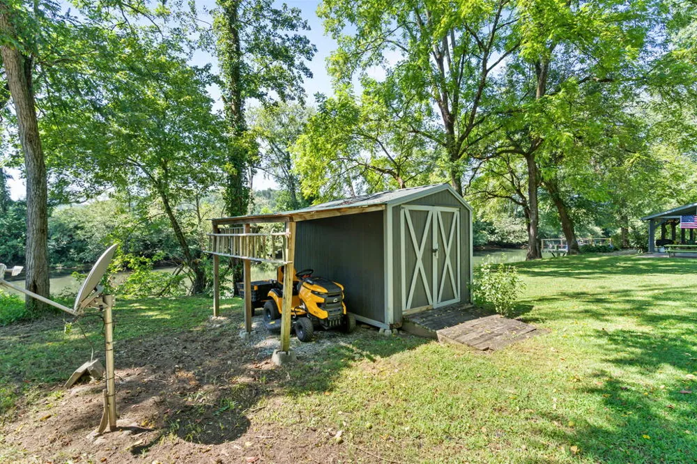162 Hiawassee River Road Brasstown, NC 28902
