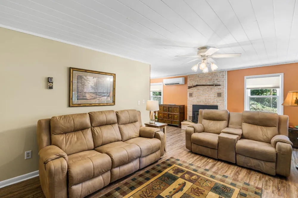 162 Hiawassee River Road Brasstown, NC 28902
