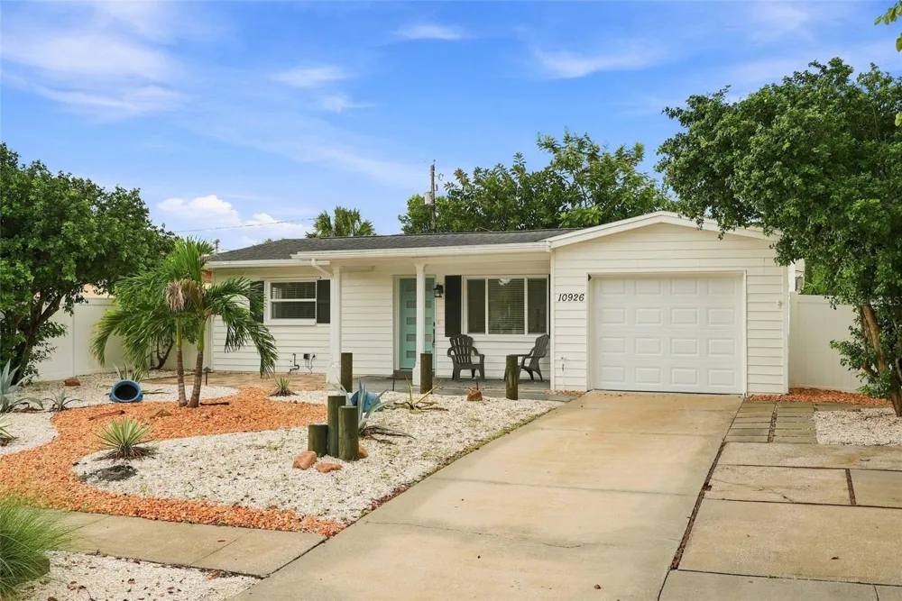 10926 TEMPLE AVENUE Seminole, FL 33772