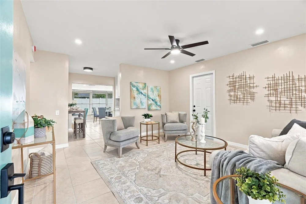 10926 TEMPLE AVENUE Seminole, FL 33772
