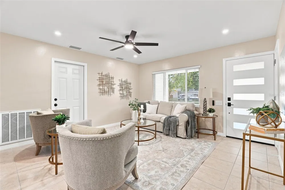 10926 TEMPLE AVENUE Seminole, FL 33772