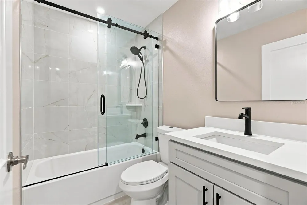 10926 TEMPLE AVENUE Seminole, FL 33772