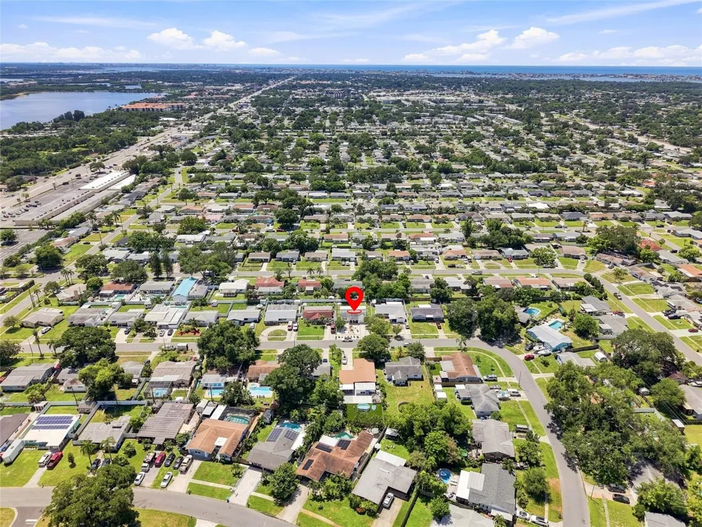 10926 TEMPLE AVENUE Seminole, FL 33772