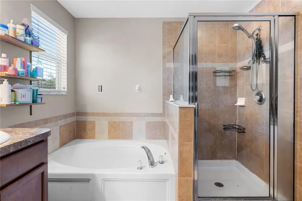 7719 MAROON PEAK DRIVE Ruskin, FL 33573