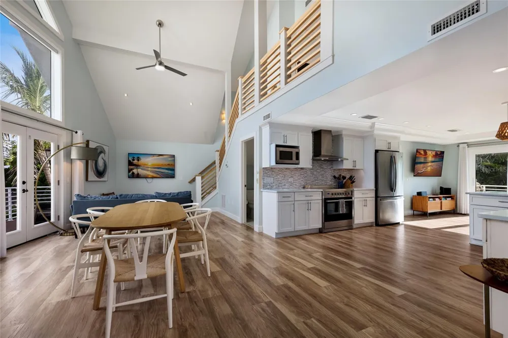 315 HAMMOCK CIRCLE Anna Maria, FL 34216