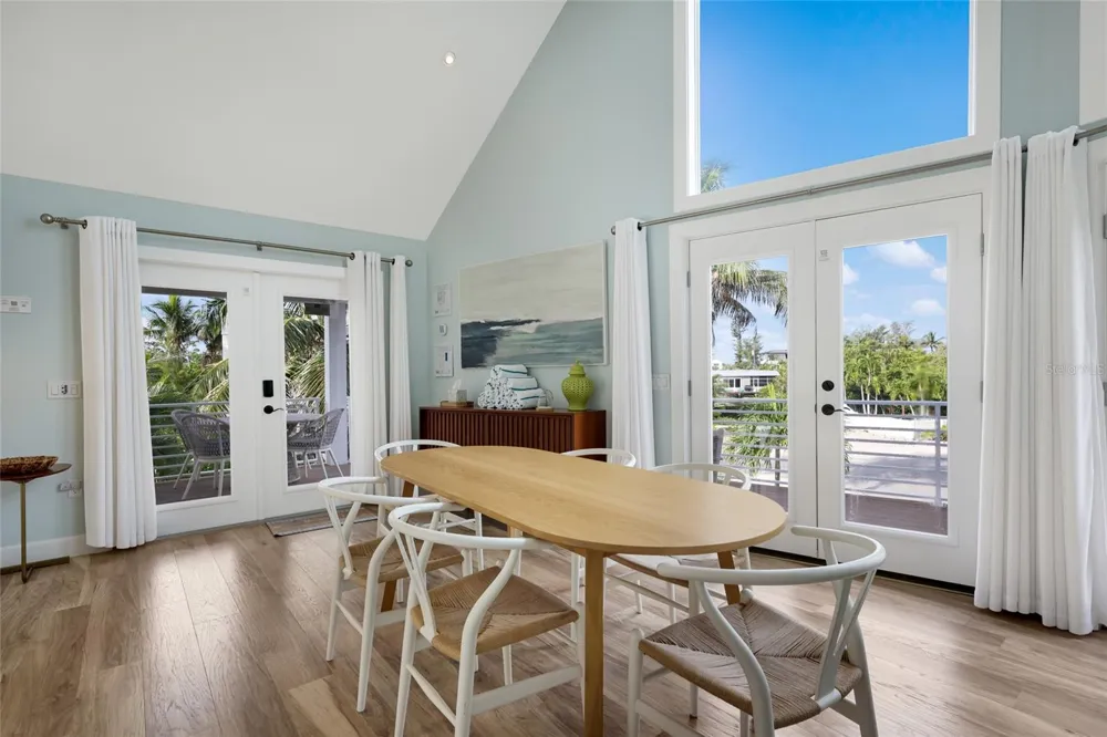 315 HAMMOCK CIRCLE Anna Maria, FL 34216