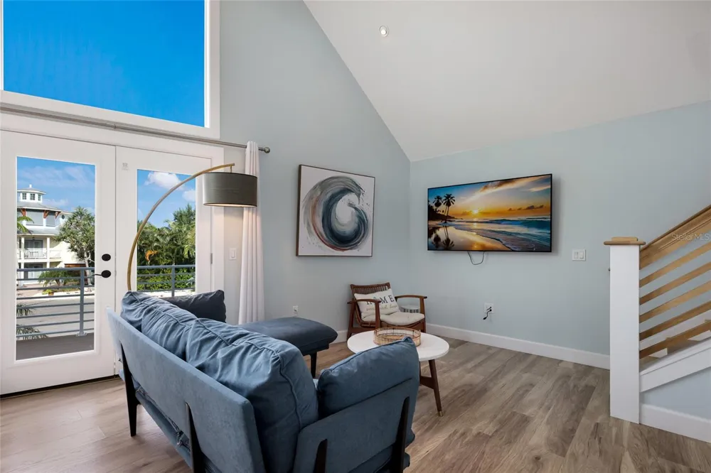 315 HAMMOCK CIRCLE Anna Maria, FL 34216