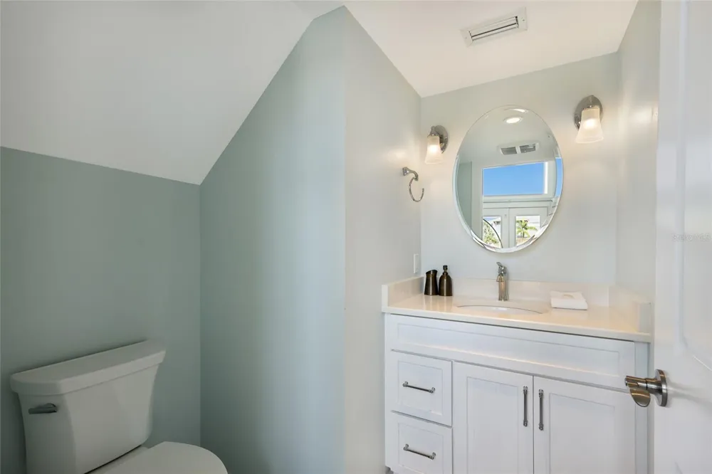 315 HAMMOCK CIRCLE Anna Maria, FL 34216