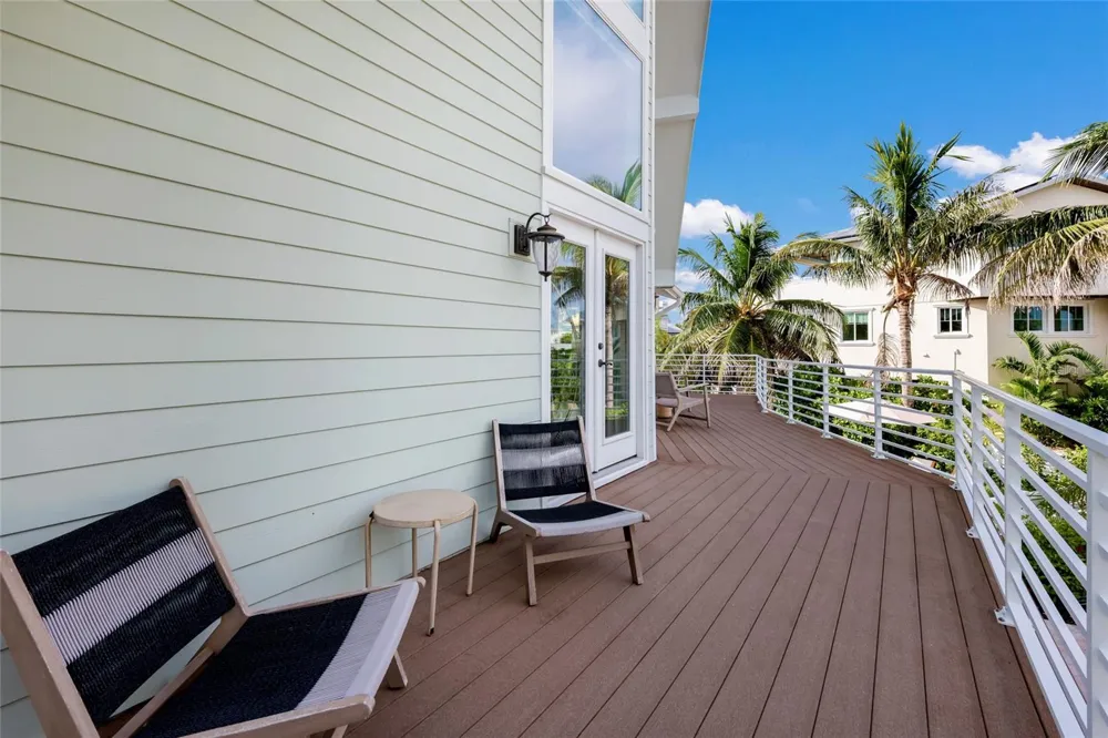 315 HAMMOCK CIRCLE Anna Maria, FL 34216