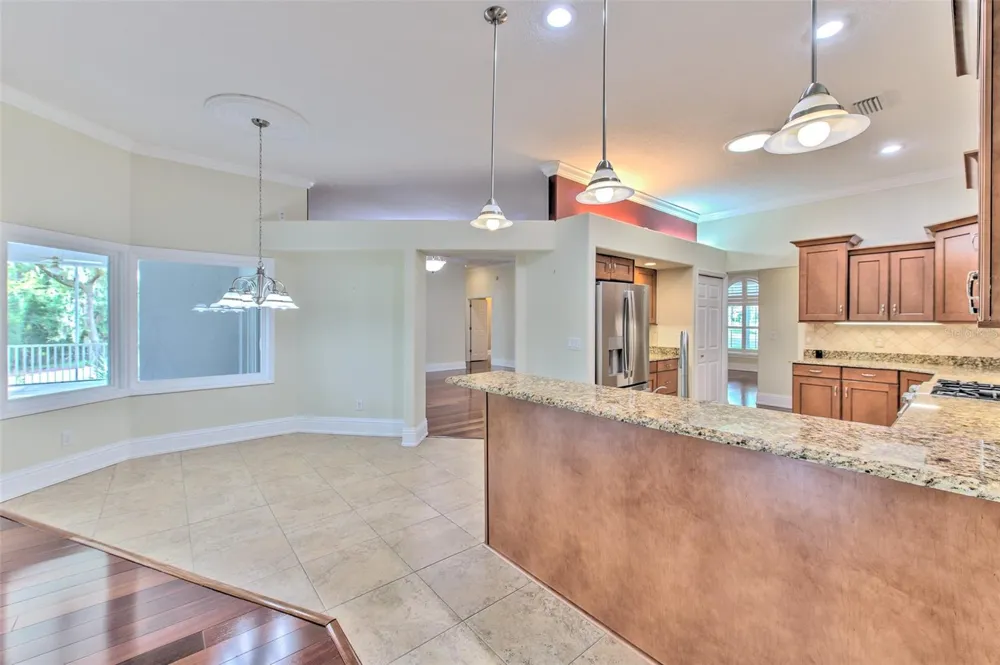 5207 MERION RD Valrico, FL 33596