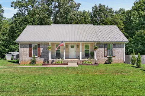 385 Belmont Rd