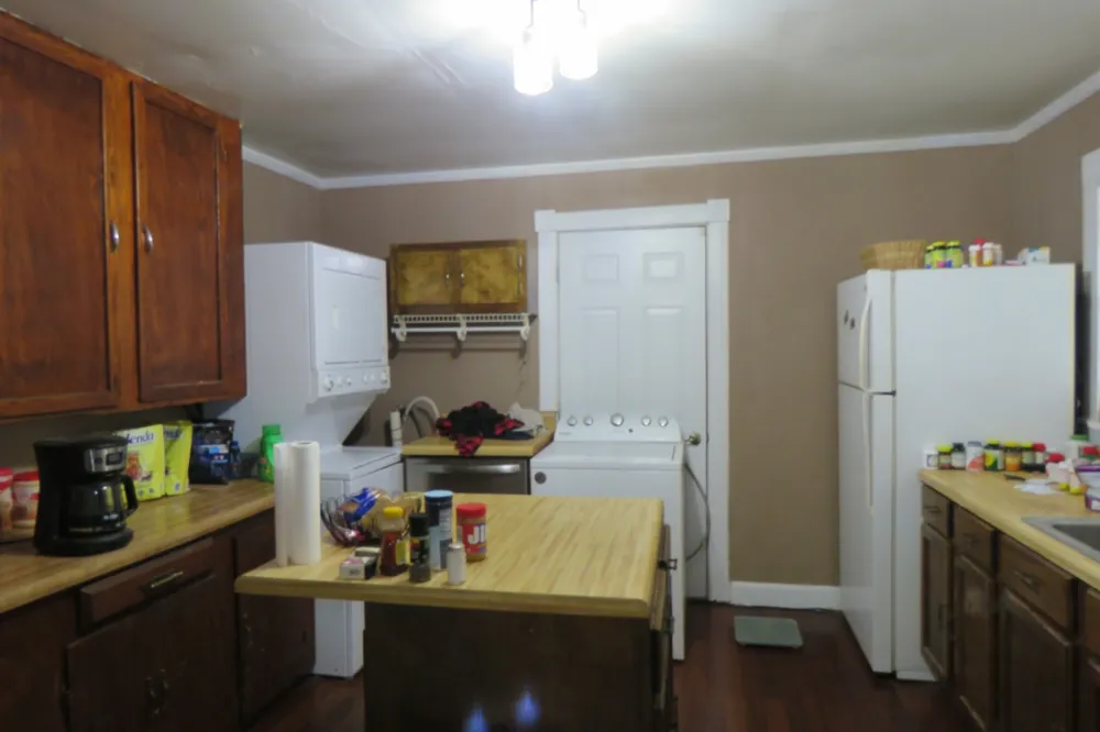 352 N Spring St Sparta, TN 38583