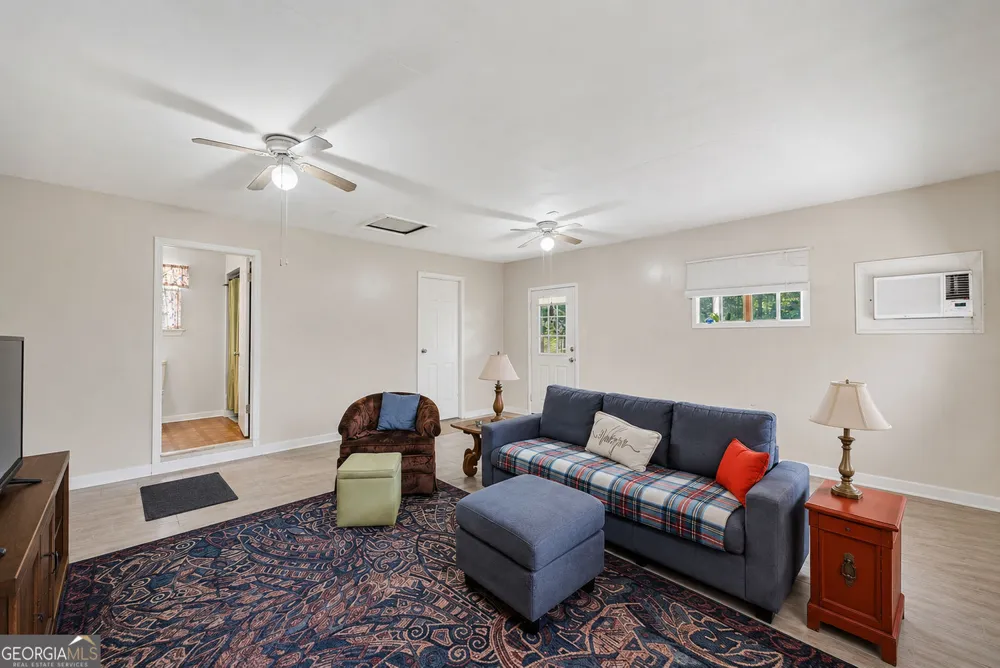 3679 Pointer RD Loganville, GA 30052