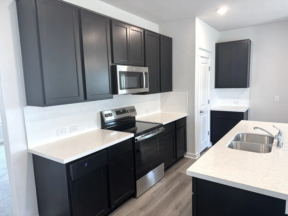 709 Red Wolf Drive Jarrell, TX 76537