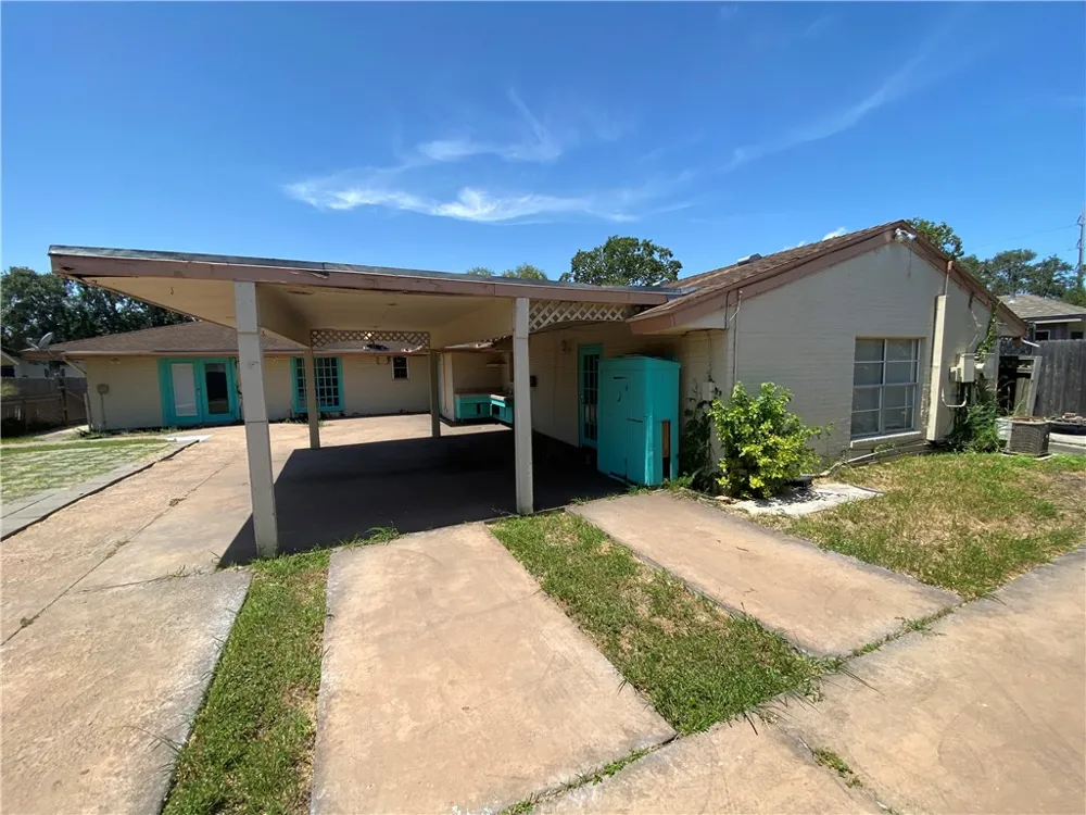 5006 Cascade Drive Corpus Christi, TX 78413