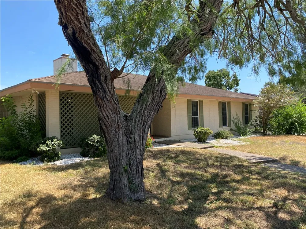 5006 Cascade Drive Corpus Christi, TX 78413