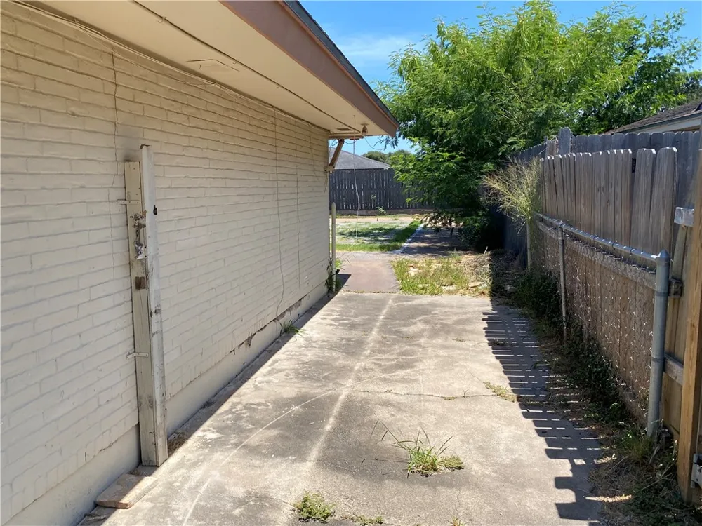 5006 Cascade Drive Corpus Christi, TX 78413