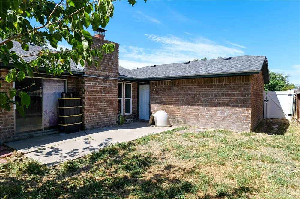 4913 Creekbend Road Corpus Christi, TX 78413
