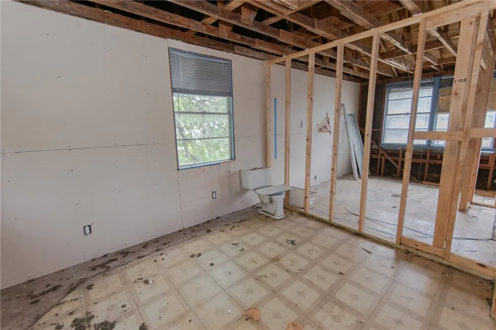 1333 Logan Avenue Corpus Christi, TX 78415