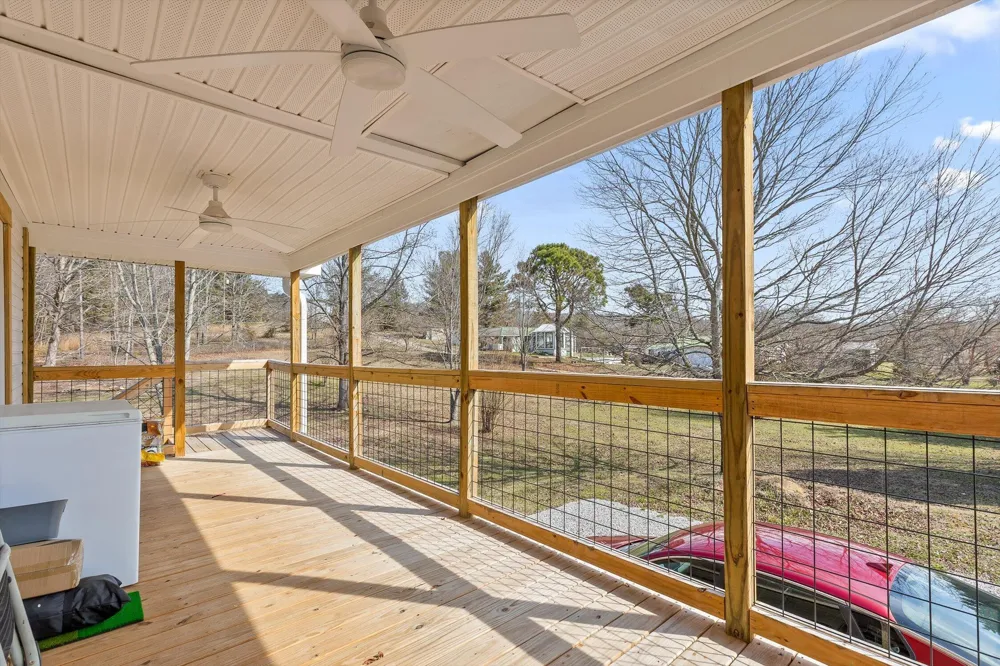 120 Dennis Road Trenton, GA 30752