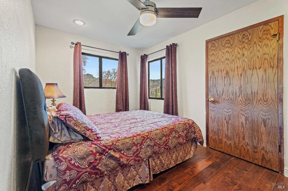 6620 Robinson Creek Road Ukiah, CA 95482