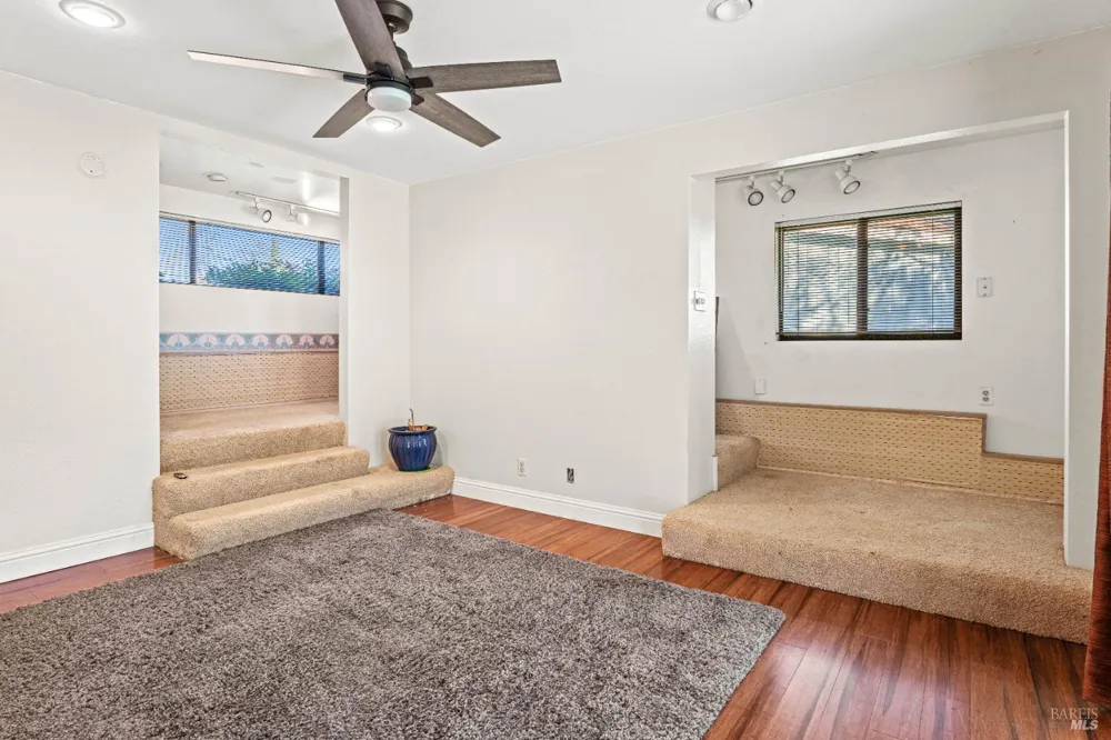 6620 Robinson Creek Road Ukiah, CA 95482