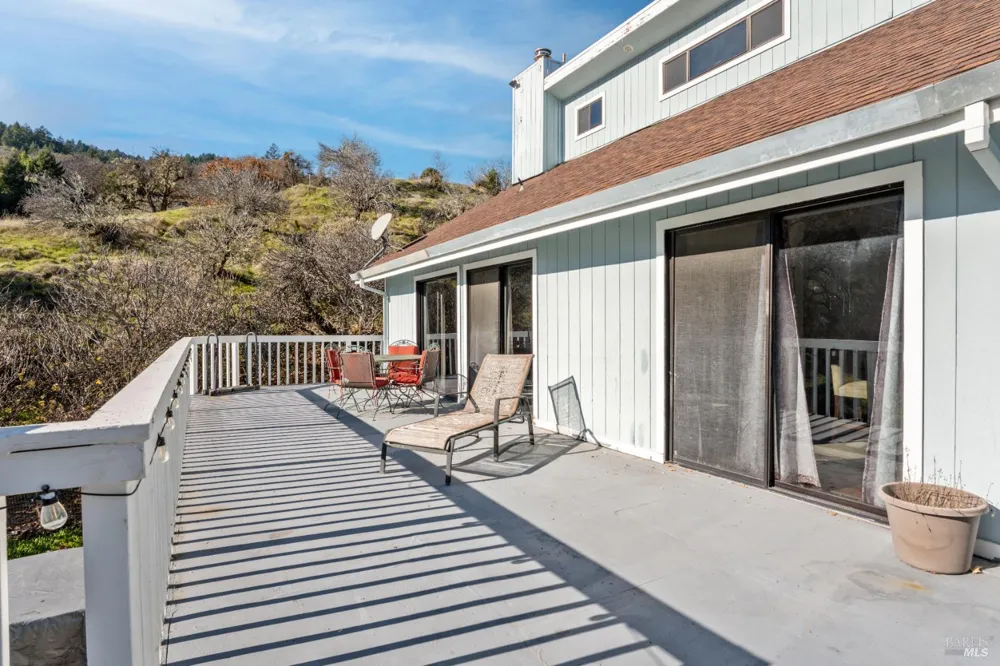 6620 Robinson Creek Road Ukiah, CA 95482