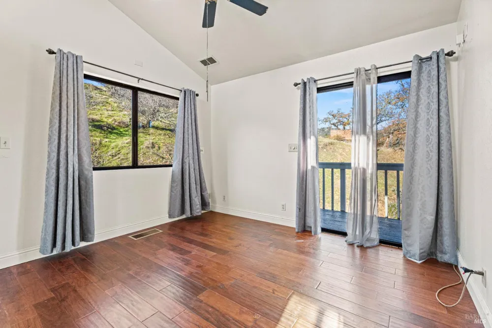6620 Robinson Creek Road Ukiah, CA 95482
