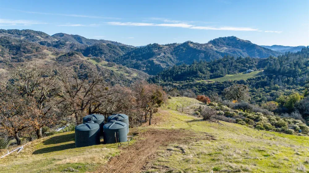 6620 Robinson Creek Road Ukiah, CA 95482